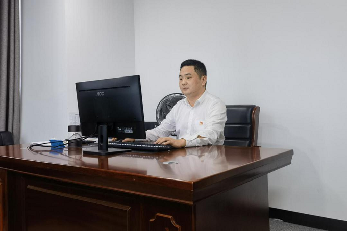 基層職工熱議黨的二十大系列報(bào)道（三） ：愛崗敬業(yè)、無私奉獻(xiàn)，在公司高質(zhì)量發(fā)展中拼搏奮斗