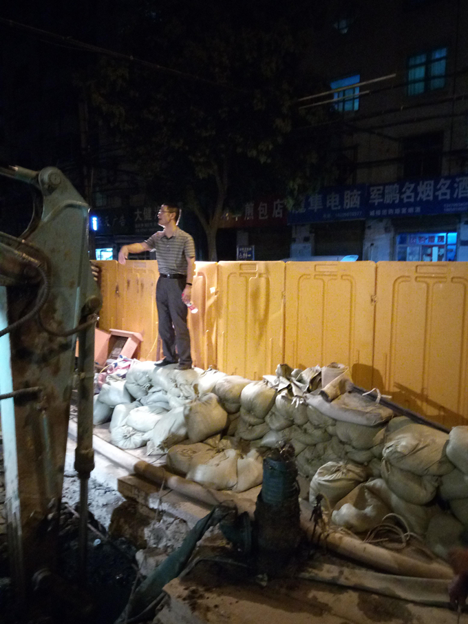 夙夜為公，一路暢通安徽交航總經(jīng)理方申柱帶領(lǐng)項(xiàng)目班子攻克項(xiàng)目難點(diǎn)紀(jì)實(shí)
